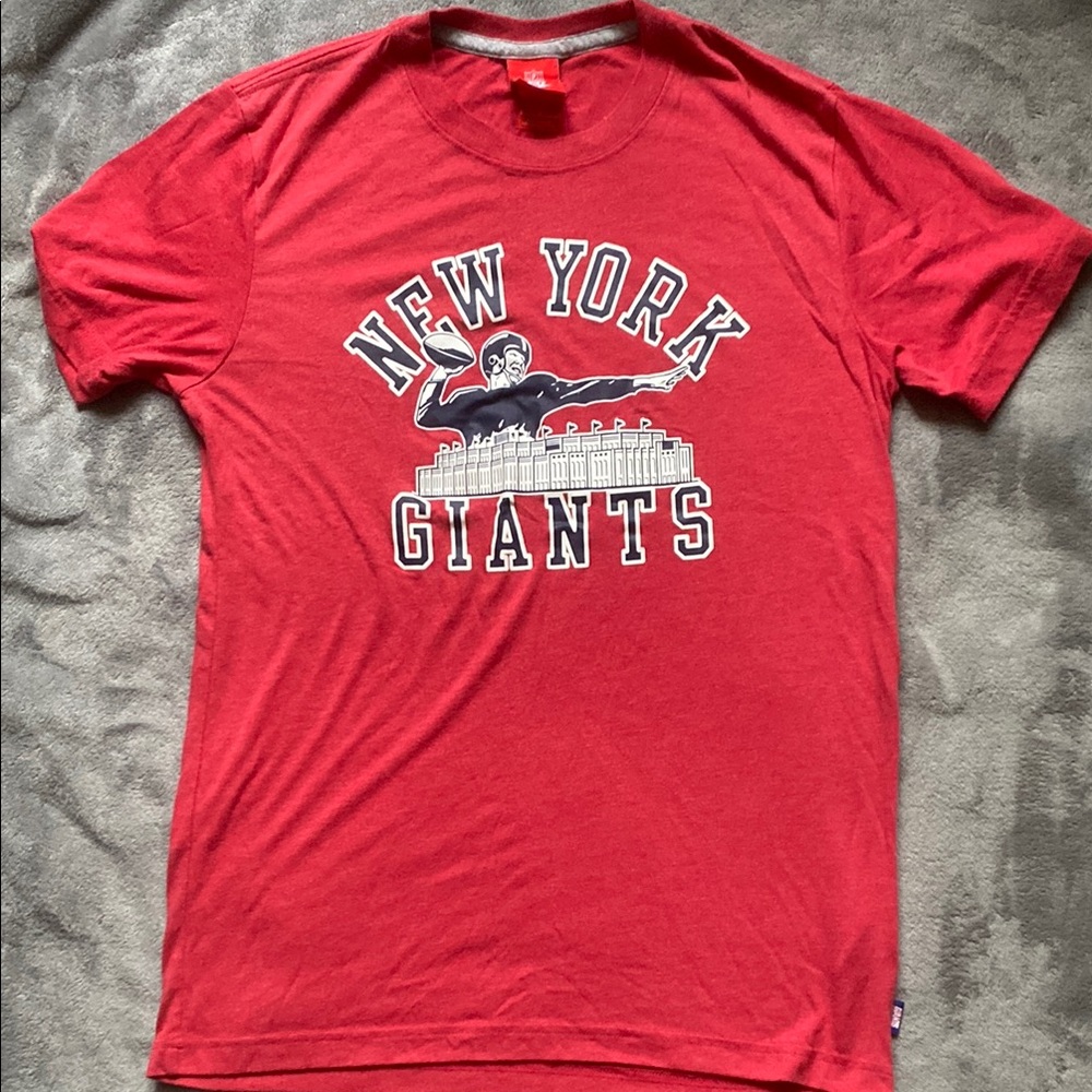 Nike Red Short Sleeve Tee for Casual Comfort - Medium